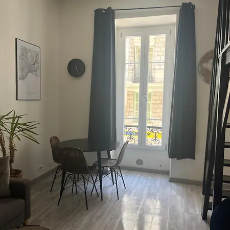 Lovely Cosy Nice