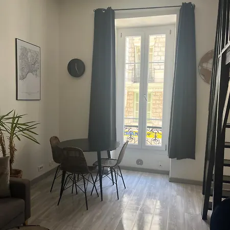 Lovely Cosy Nice