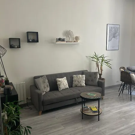 Lovely Cosy Nice