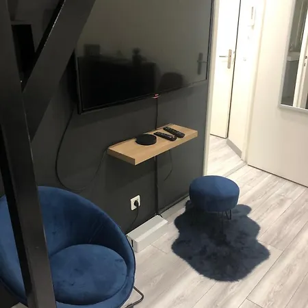 Lovely Cosy * 니스